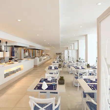 Iberostar Waves Bahia De Palma - Adults Only Szálloda